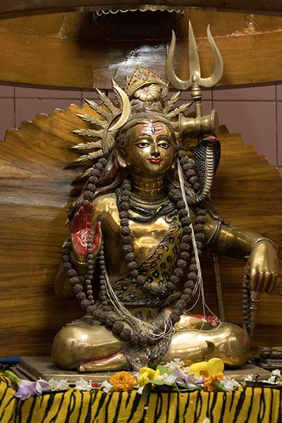 Shiva statue, Dhakeshwari Temple, Dhaka, Bangladesh