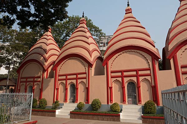 Shiva shrines, Dhakeshwari Temple, Dhaka, Bangladesh 