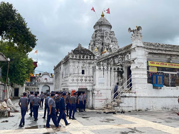 Rajiv Lochan Temple, Rajim