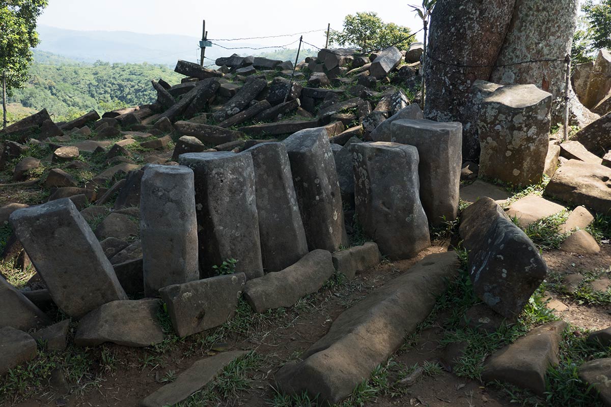 Gunung-Padang-Java-8-1200