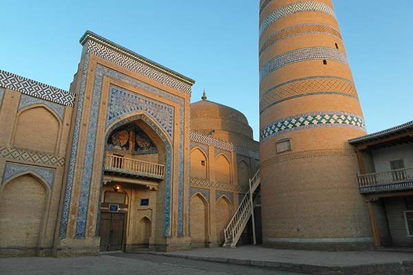 Islom Hoja Minaret and Medressa, Itchan Kala