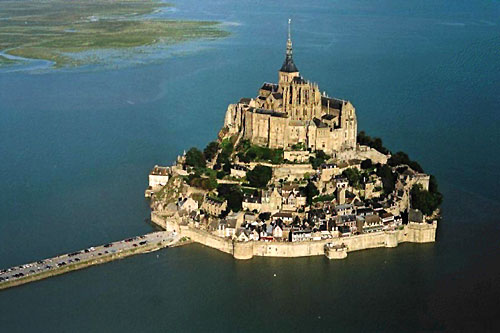 mont-saint-michele-aerial