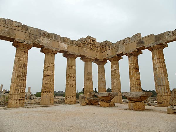 sicily selinunte temple of hera